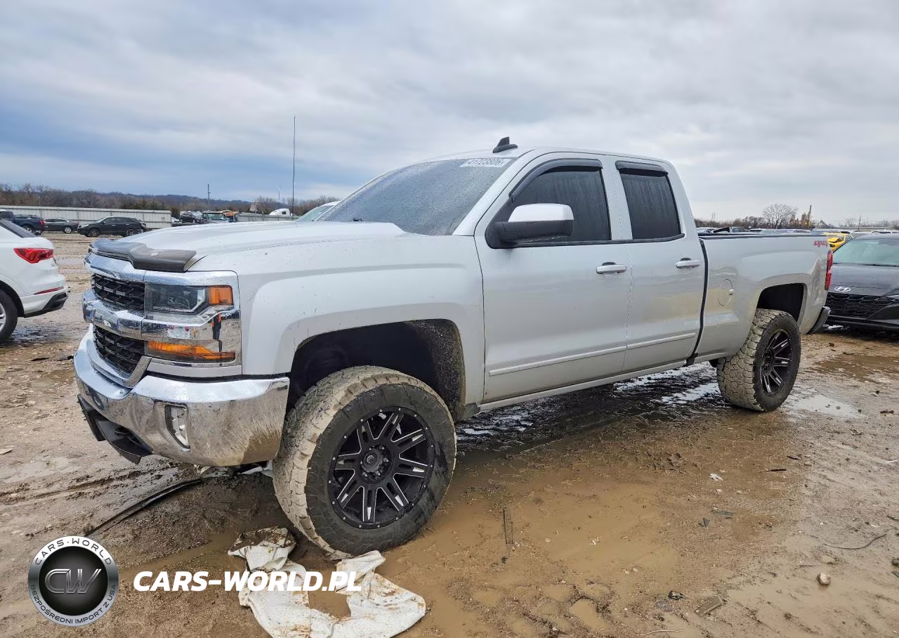 Główne zdjęcie 2018 Chevrolet Silverado K1500 Lt
