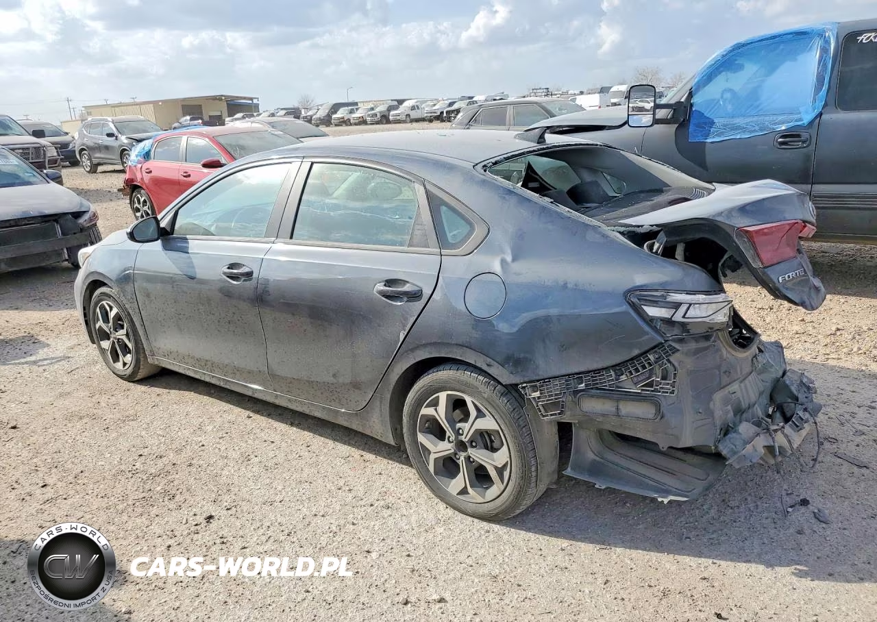2021 Kia Forte Lxs VIN:3KPF24AD6ME413082 - 2
