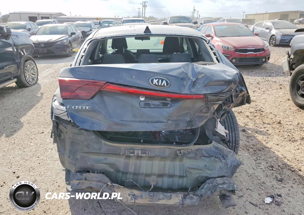2021 Kia Forte Lxs VIN:3KPF24AD6ME413082 - 6