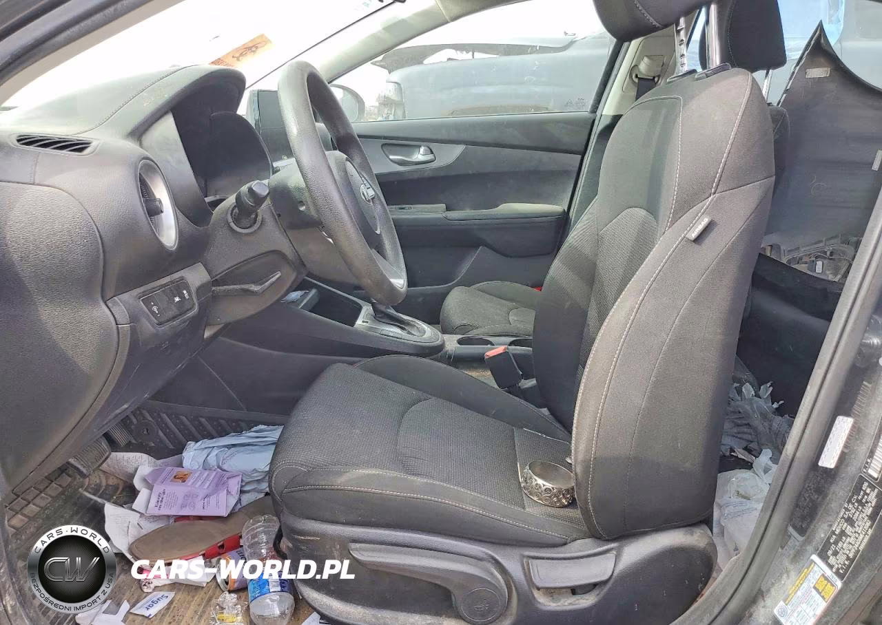 2021 Kia Forte Lxs VIN:3KPF24AD6ME413082 - 7