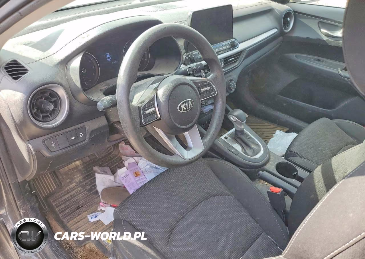 2021 Kia Forte Lxs VIN:3KPF24AD6ME413082 - 8