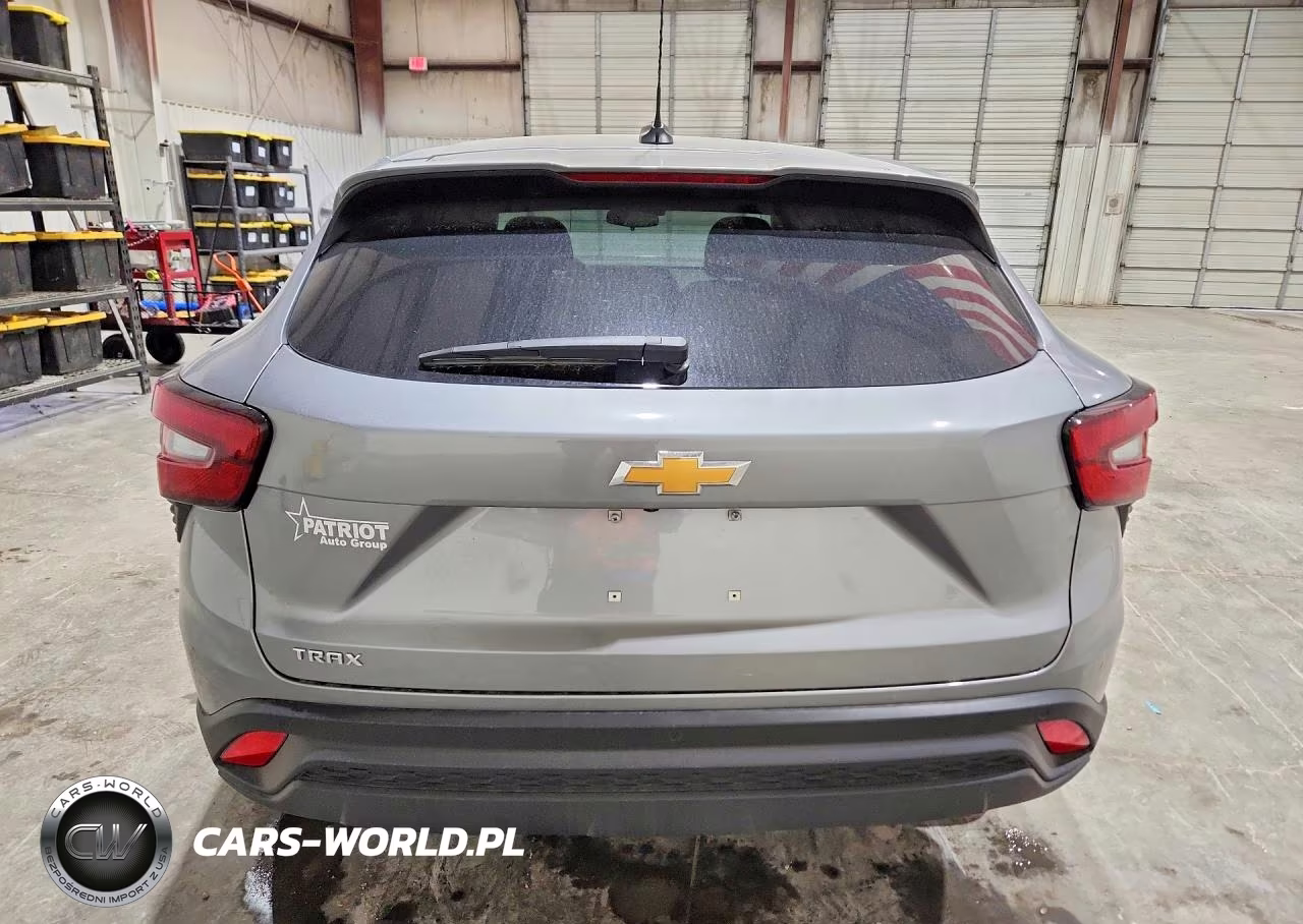 2026 Chevrolet Trax Ls VIN:KL77LFEPXTC072726 - 6