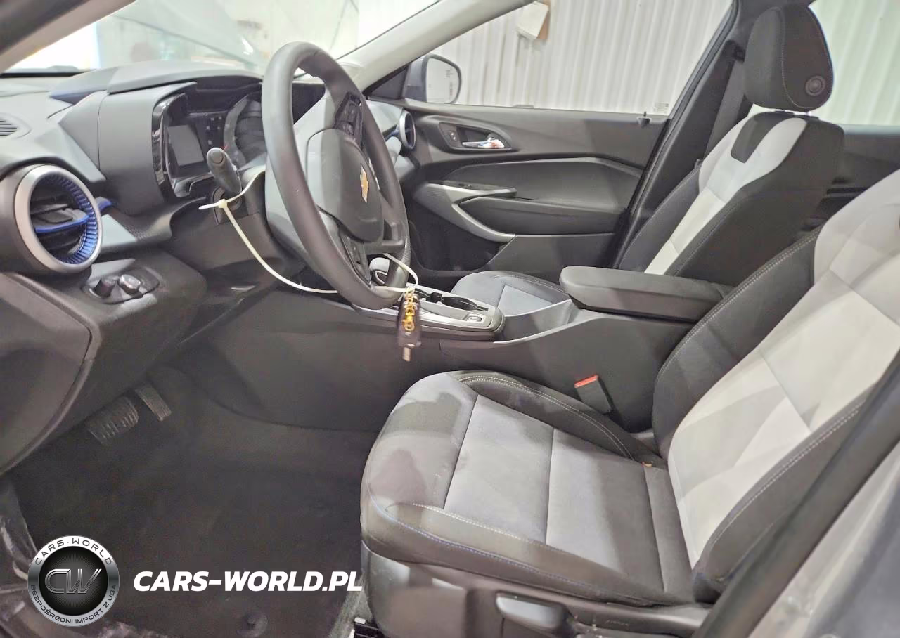 2026 Chevrolet Trax Ls VIN:KL77LFEPXTC072726 - 7