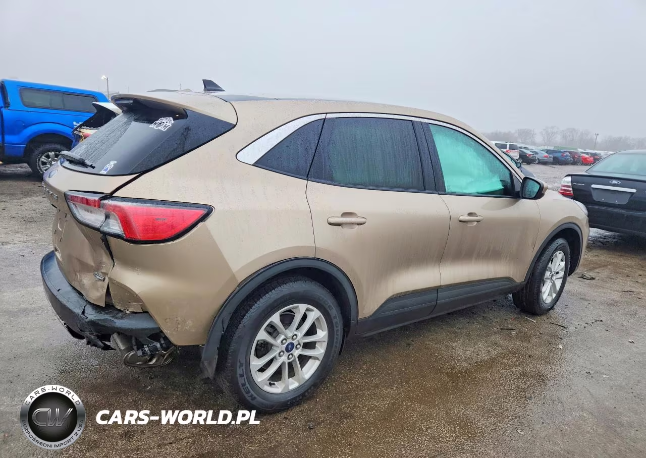 2021 Ford Escape Se VIN:1FMCU0BZ1MUA07112 - 3