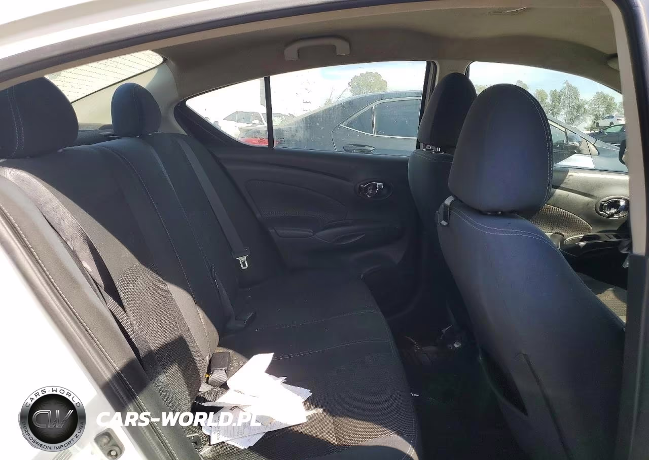 2019 Nissan Versa Sv VIN:3N1CN7AP3KL824196 - 10
