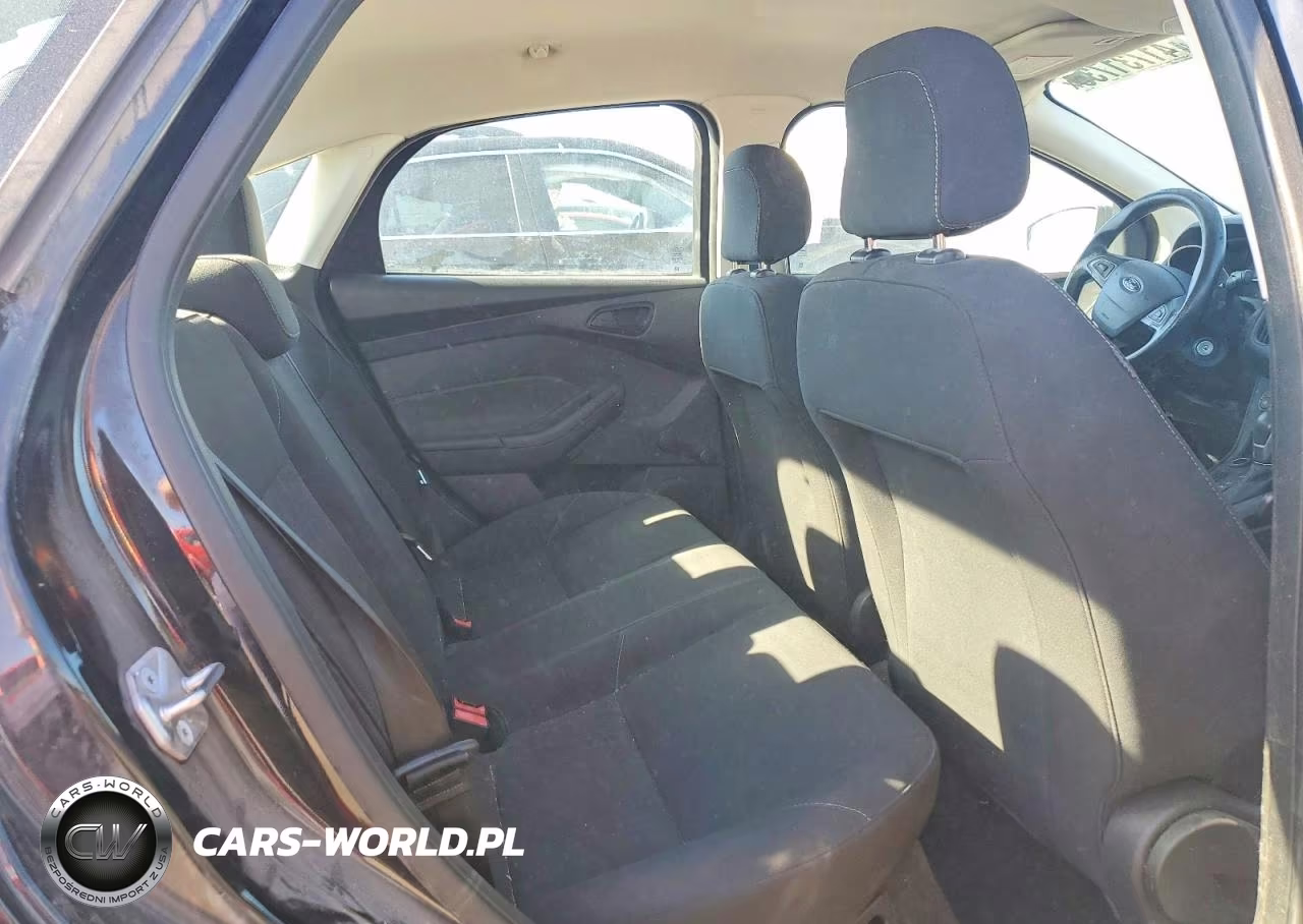 2016 Ford Focus S VIN:1FADP3E28GL372354 - 10