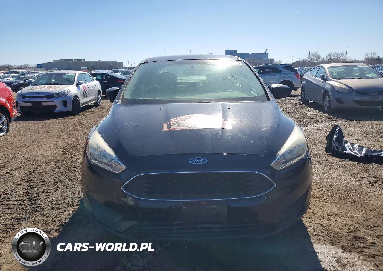 2016 Ford Focus S VIN:1FADP3E28GL372354 - 5