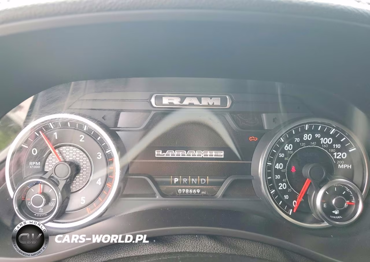 2022 Ram 2500 Laramie VIN:3C6UR5NL5NG381457 - 9