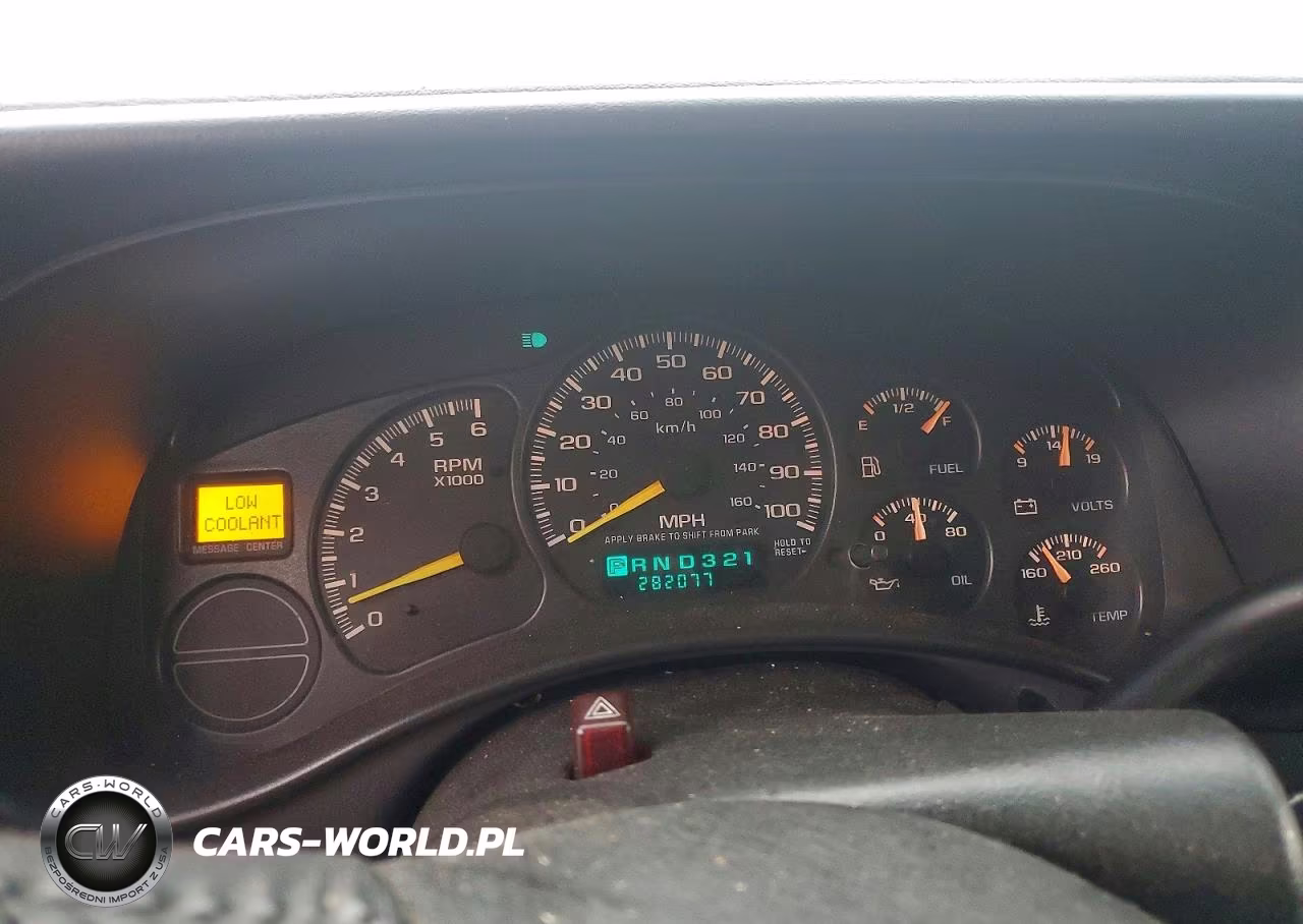 2001 Chevrolet Suburban K1500 VIN:1GNFK16T71J228141 - 9