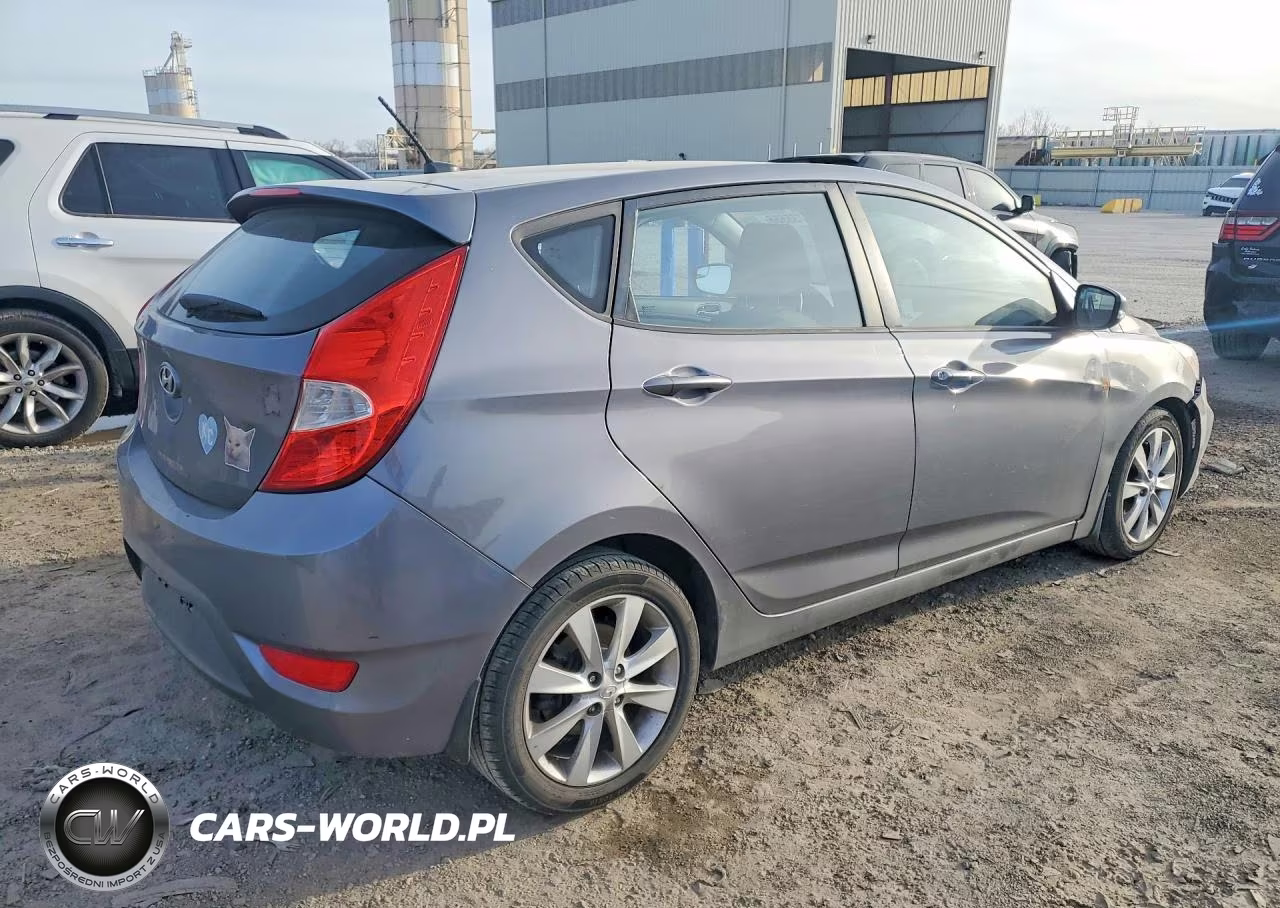 2014 Hyundai Accent Se VIN:KMHCU5AE8EU190070 - 3