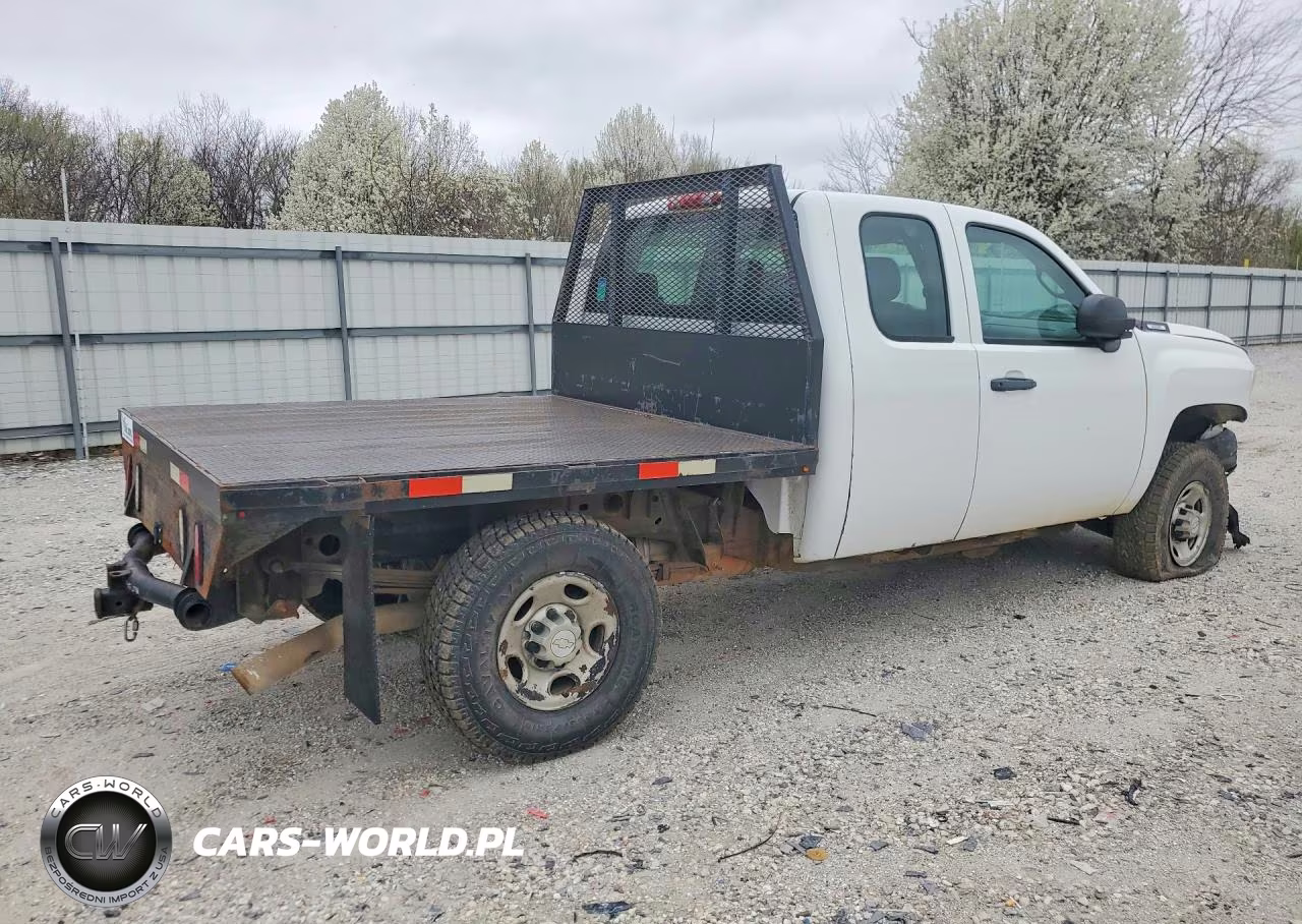2007 Chevrolet Silverado Lt Flatbed Truck VIN:1GCHC29K77E535723 - 3