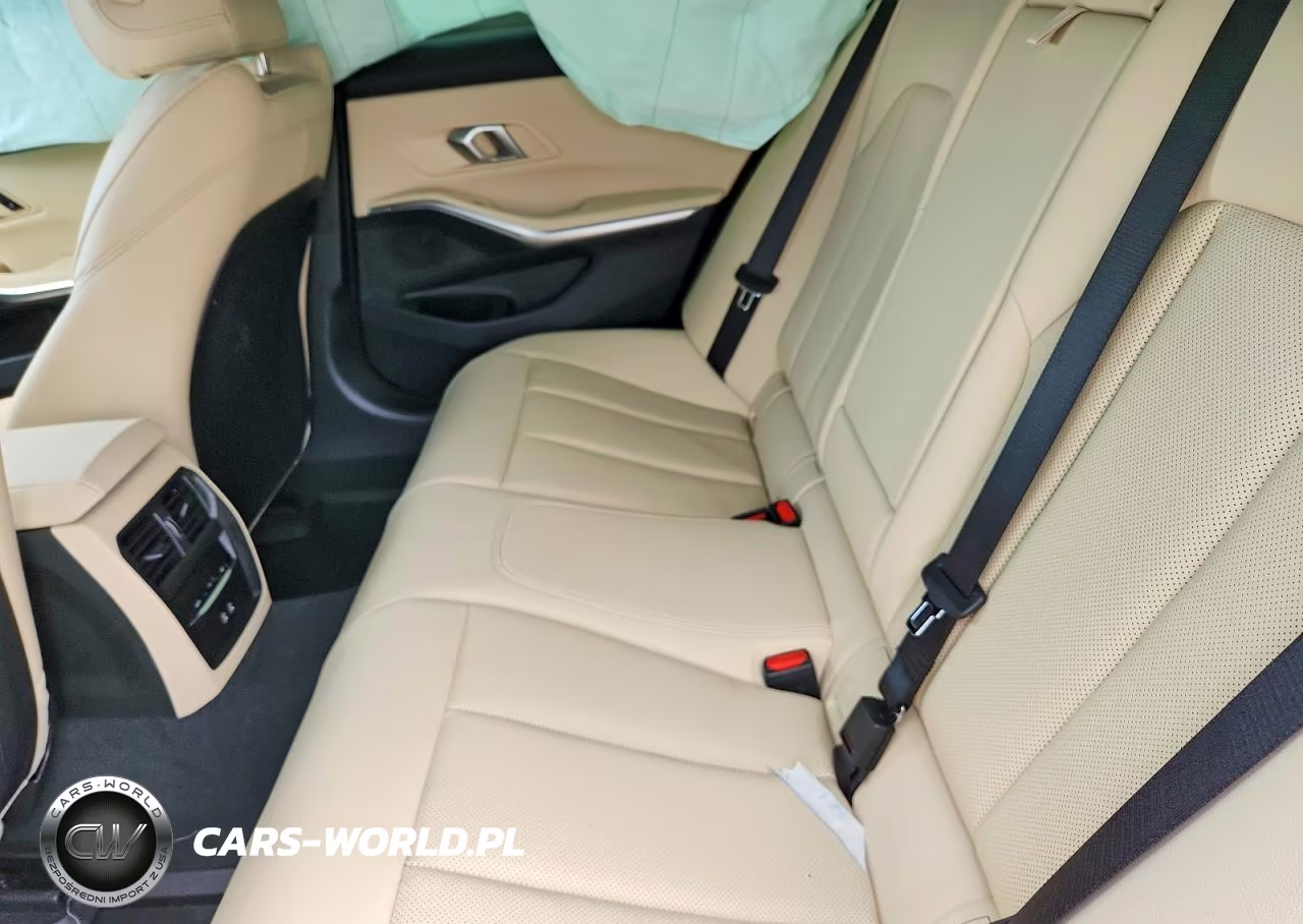 2026 BMW 330I VIN:3MW69CW00T8G16250 - 10