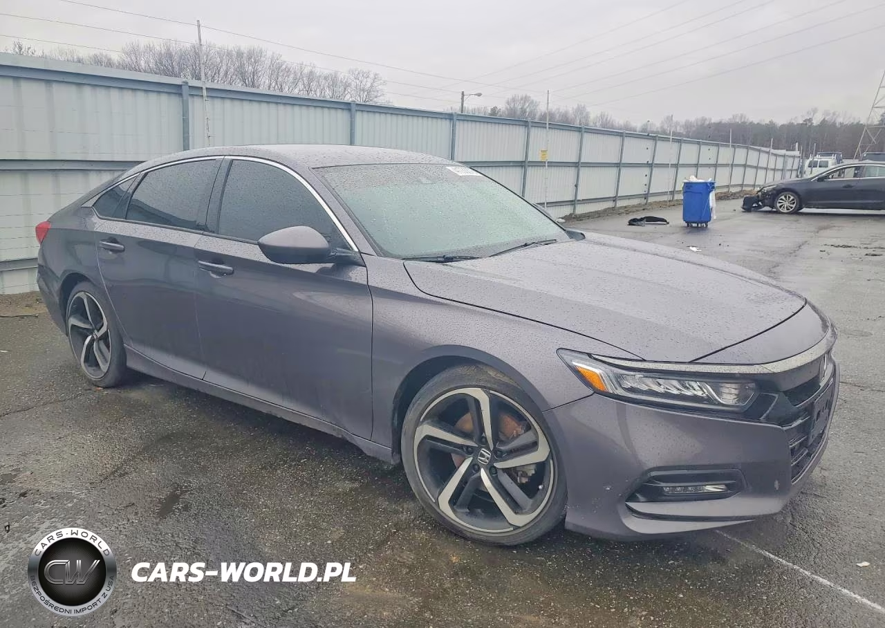 2018 Honda Accord Sport VIN:1HGCV1F33JA228805 - 4