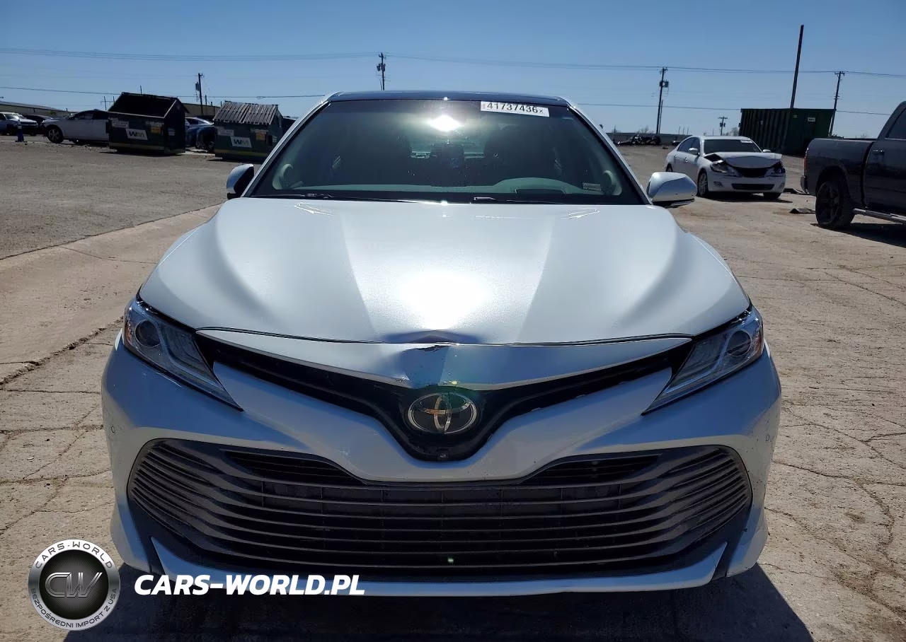 2018 Toyota Camry Xle VIN:4T1B11HK6JU041773 - 5