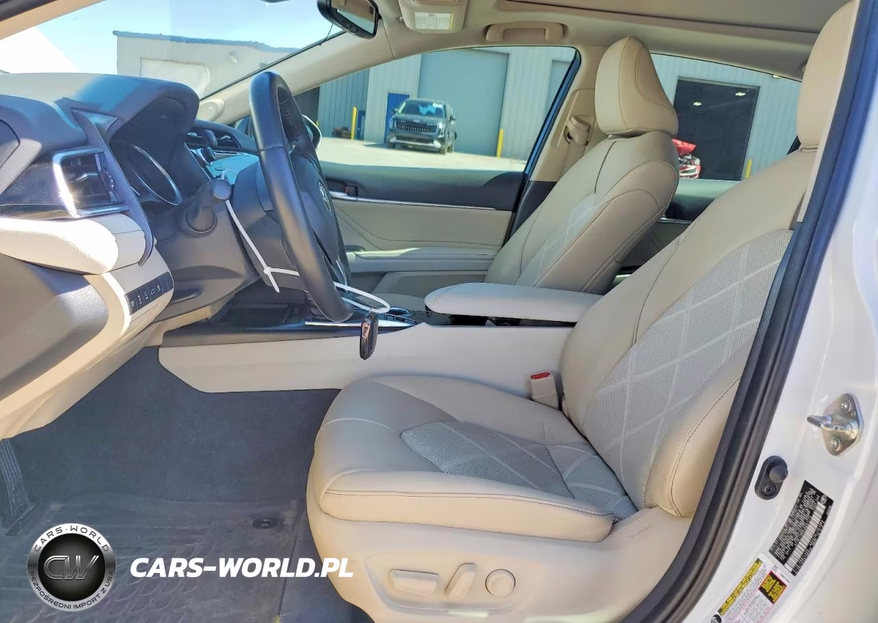 2018 Toyota Camry Xle VIN:4T1B11HK6JU041773 - 7