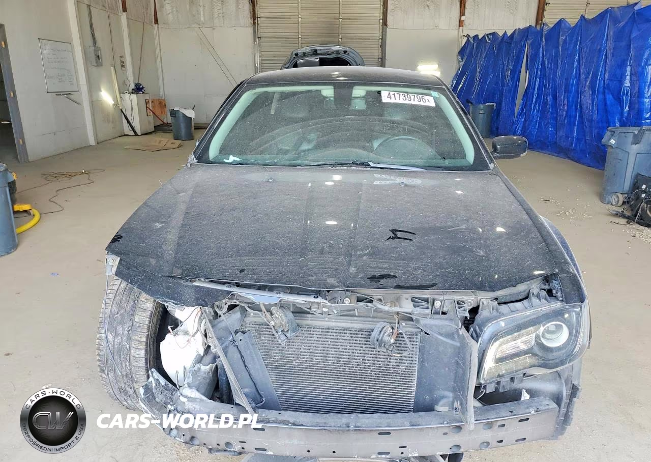 2021 Chrysler 300 Touring VIN:2C3CCAAG6MH661589 - 5