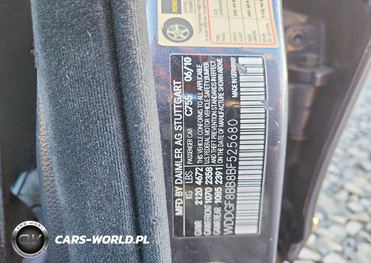 2011 Mercedes-Benz C 300 4Matic VIN:WDDGF8BB8BF525680 - 12