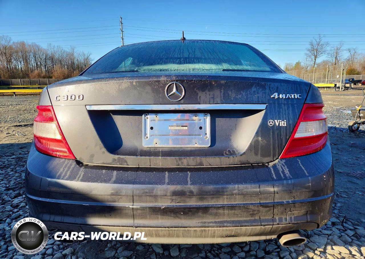 2011 Mercedes-Benz C 300 4Matic VIN:WDDGF8BB8BF525680 - 6