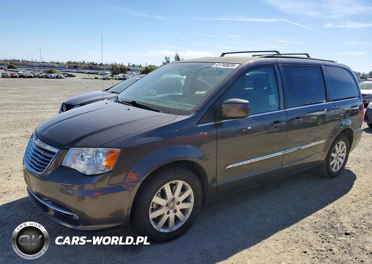 2016 Chrysler Town & Country Touring