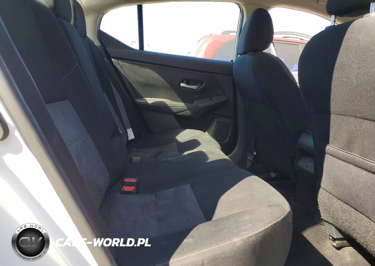 2022 Nissan Sentra Sr VIN:3N1AB8DV5NY317601 - 10