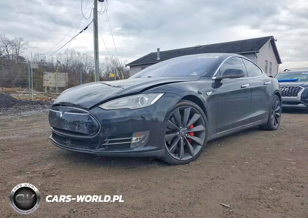 2015 Tesla Model S