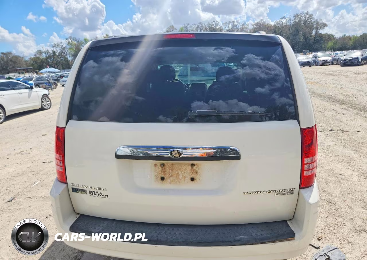 2010 Chrysler Town & Country Lx VIN:2A4RR4DE0AR271880 - 6