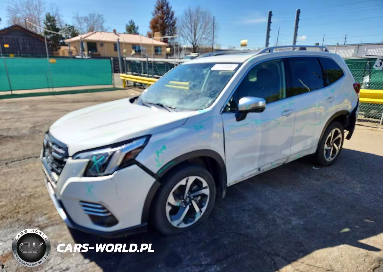 2023 Subaru Forester Touring
