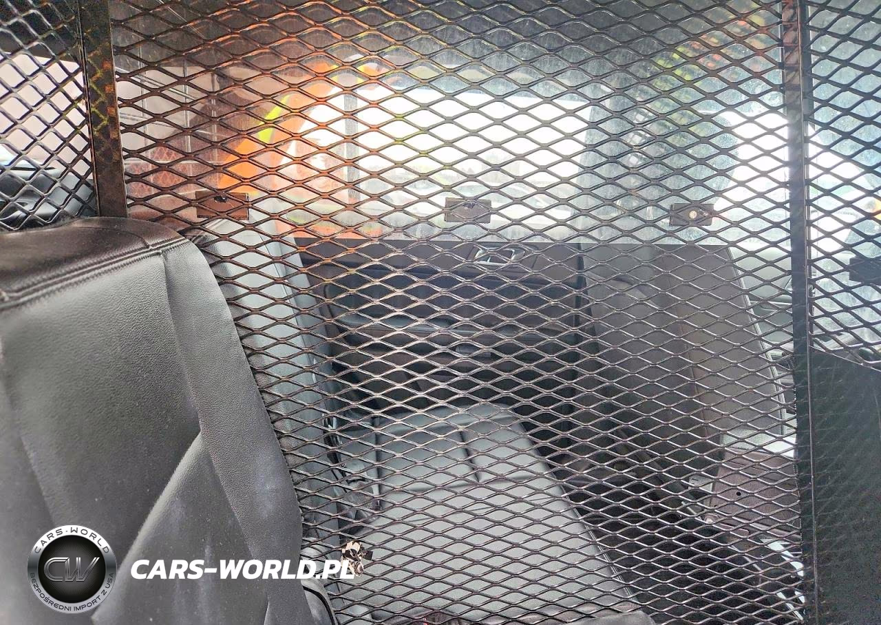 2017 Ford Explorer Police Interceptor VIN:1FM5K8AR1HGB93768 - 11