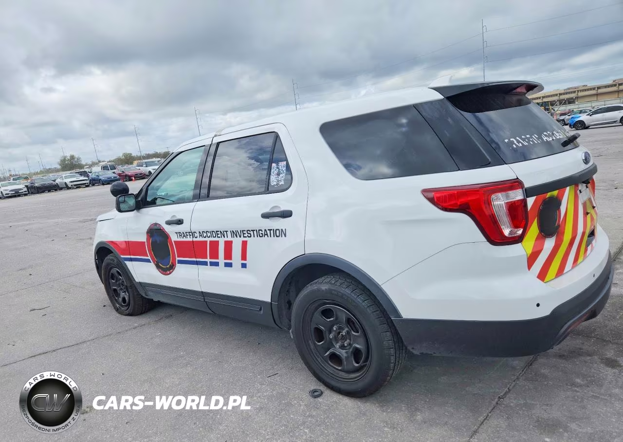 2017 Ford Explorer Police Interceptor VIN:1FM5K8AR1HGB93768 - 2