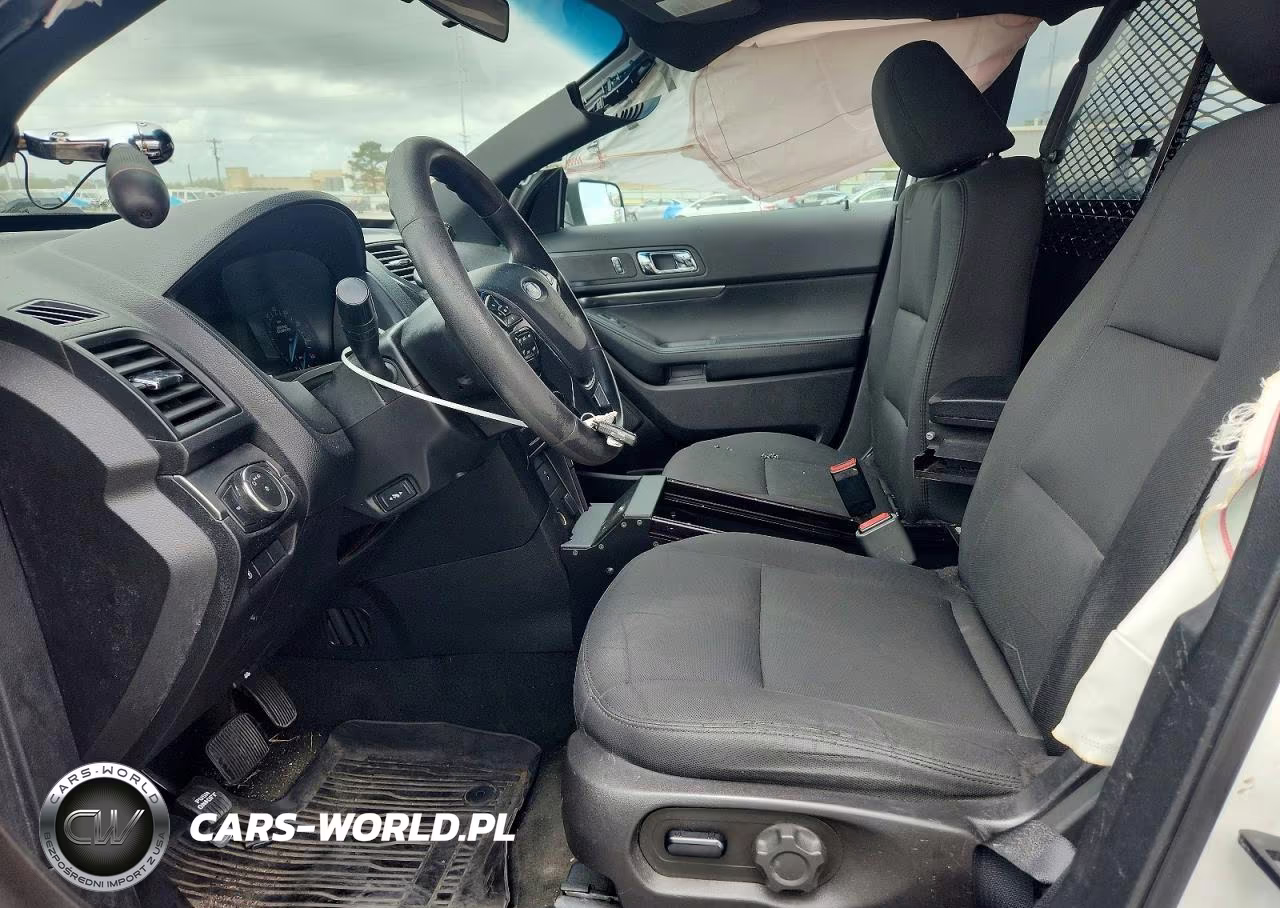 2017 Ford Explorer Police Interceptor VIN:1FM5K8AR1HGB93768 - 7