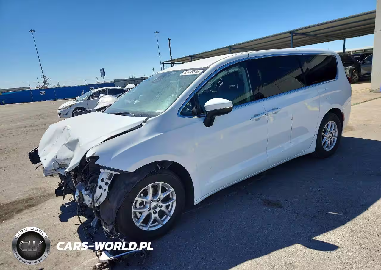 2023 Chrysler Pacifica Touring L