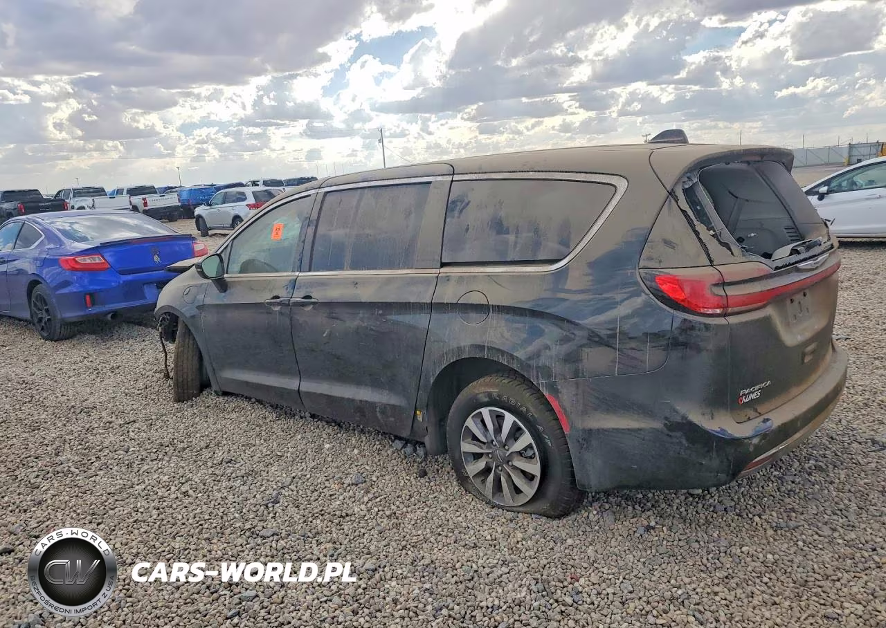 2022 Chrysler Pacifica Hybrid Touring L VIN:2C4RC1L77NR164047 - 2