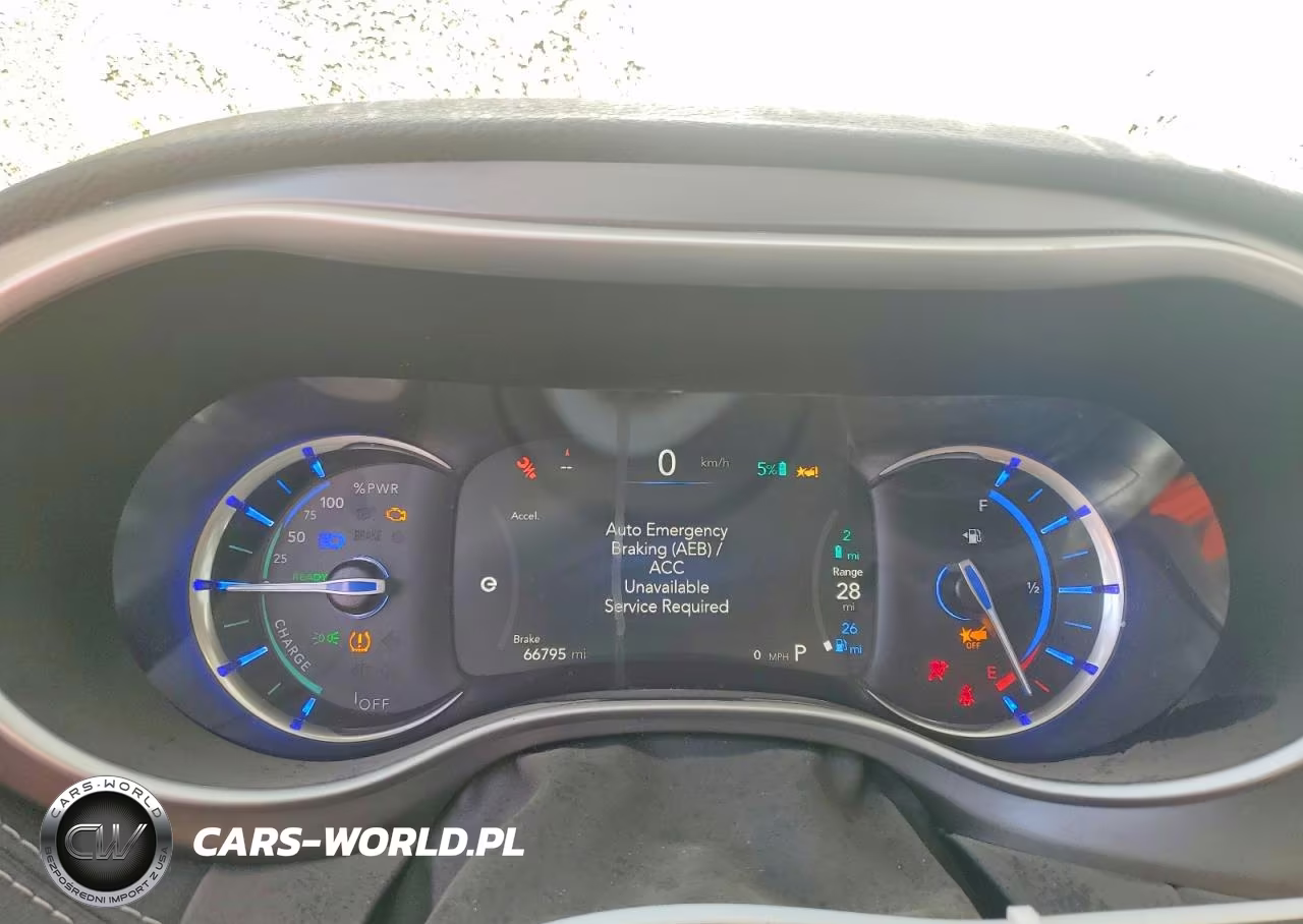 2022 Chrysler Pacifica Hybrid Touring L VIN:2C4RC1L77NR164047 - 9