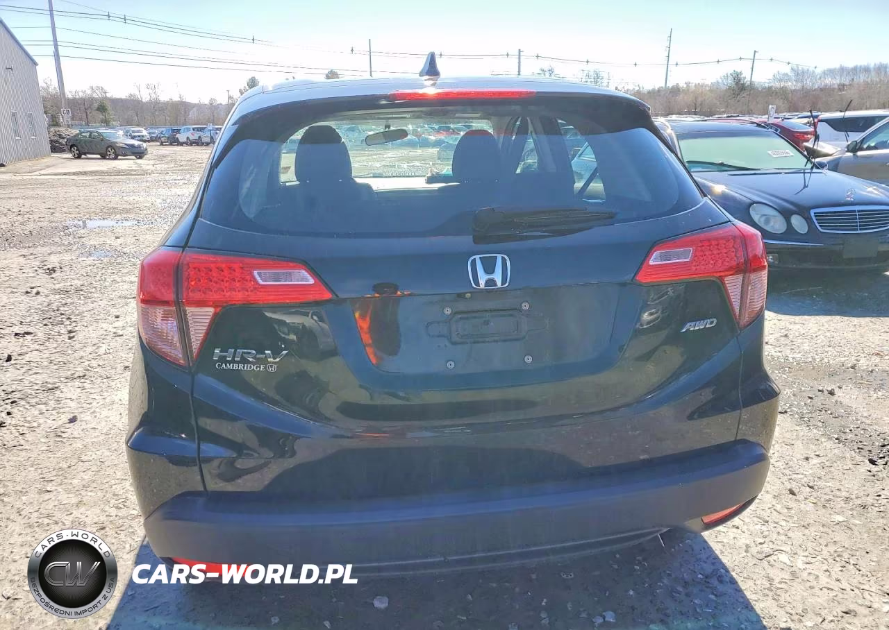 2018 Honda Hr-V Lx VIN:3CZRU6H37JM703049 - 6