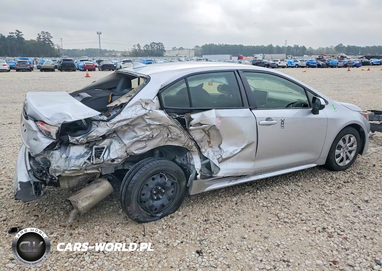 2020 Toyota Corolla Le VIN:JTDEPRAE5LJ050472 - 3