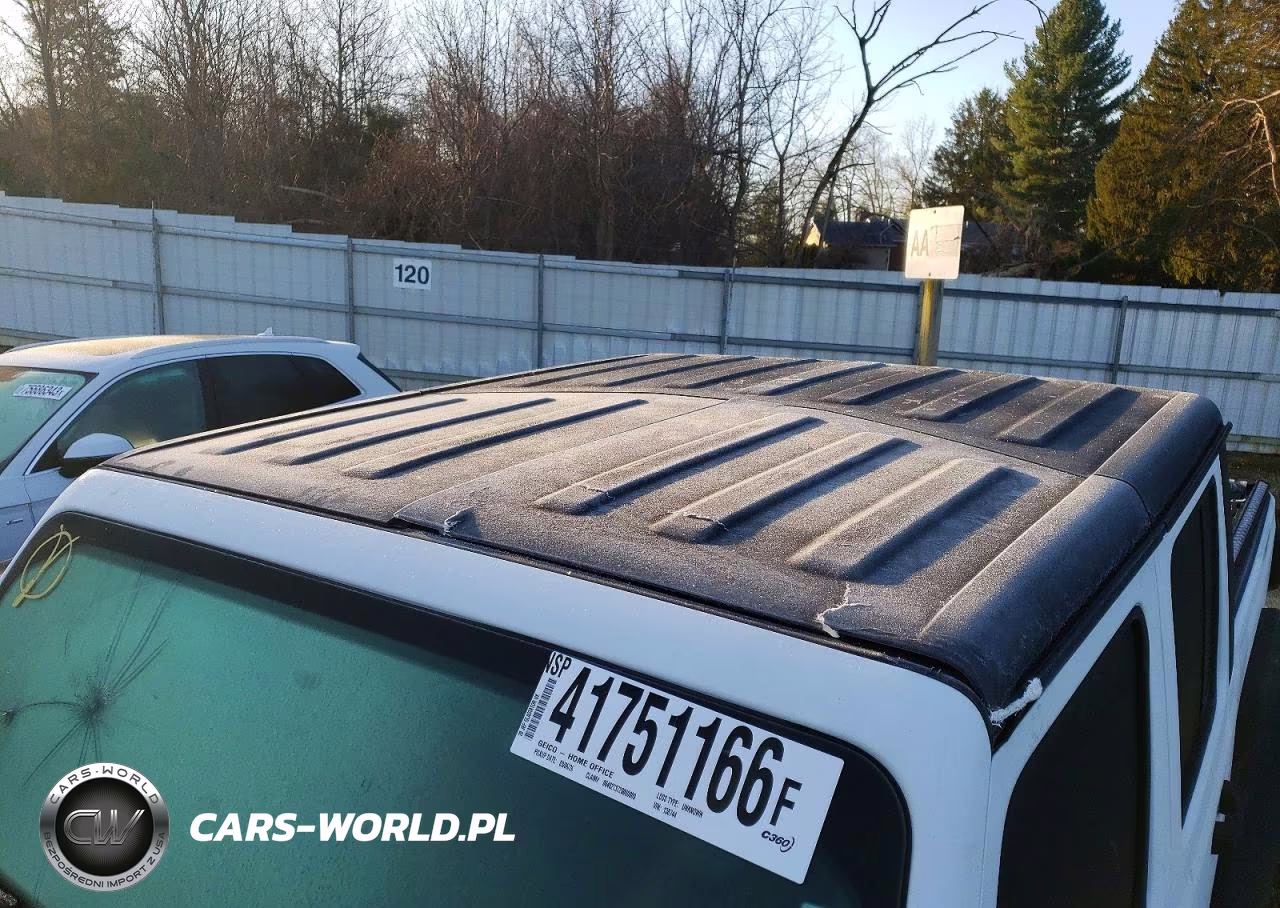 2020 Jeep Gladiator Rubicon VIN:1C6JJTBG2LL138744 - 12