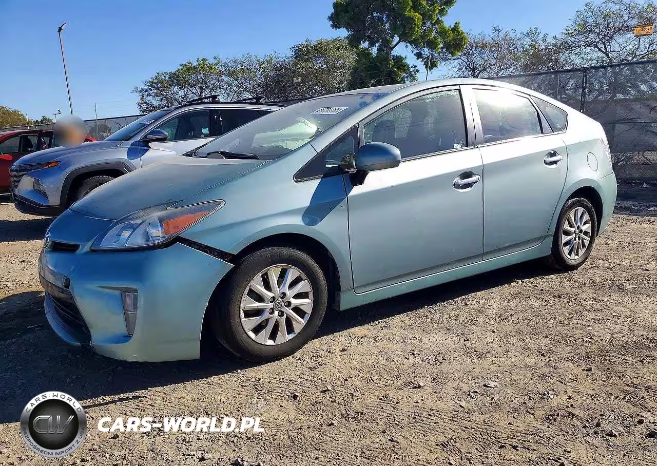 Główne zdjęcie 2015 Toyota Prius Plug-In