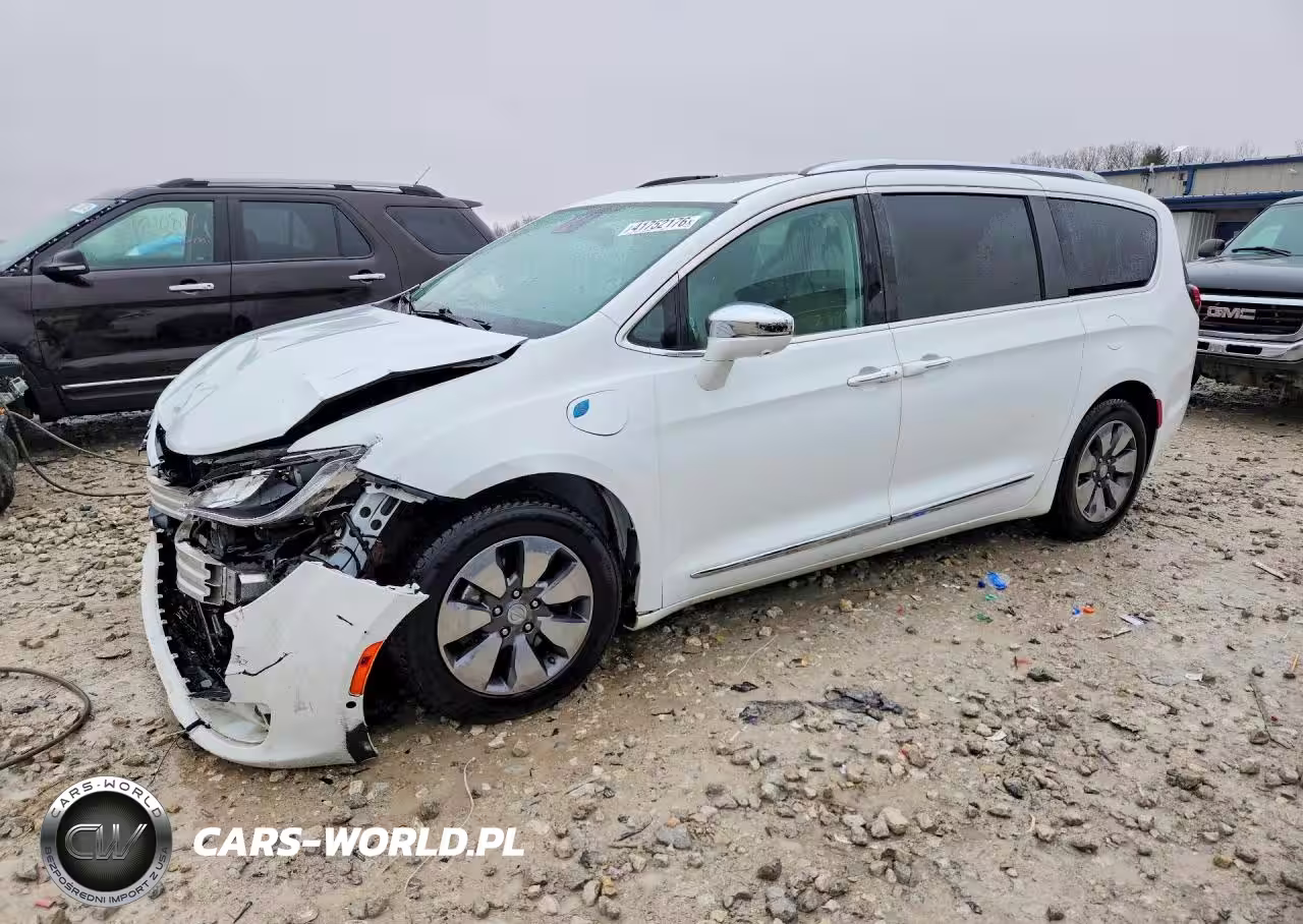 2018 Chrysler Pacifica Hybrid Limited