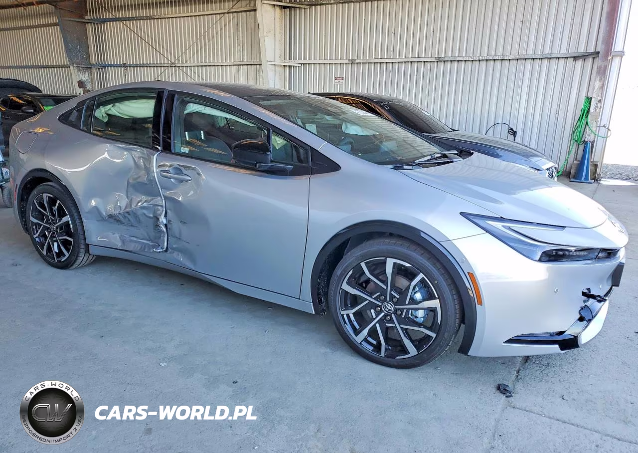 2026 Toyota Prius Plug-In Hybrid Xse Premium VIN:JTDACACU1T3070481 - 4