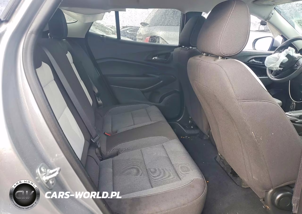 2025 Chevrolet Trax Ls VIN:KL77LFEP4SC160556 - 10