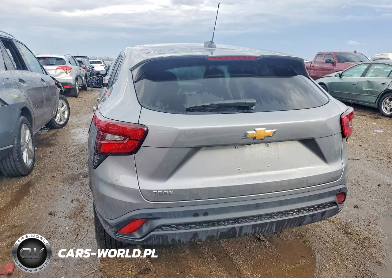 2025 Chevrolet Trax Ls VIN:KL77LFEP4SC160556 - 6