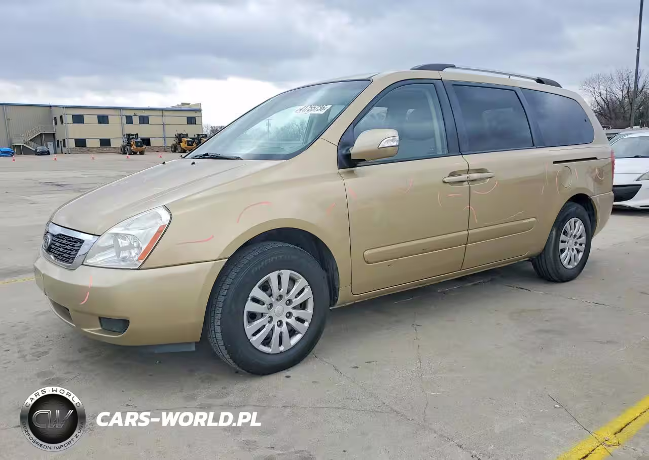 2011 Kia Sedona Lx