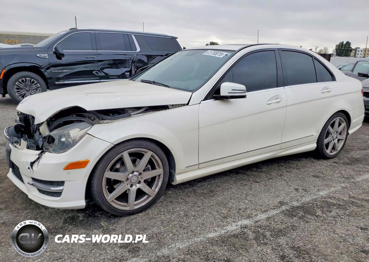 2013 Mercedes-Benz C 250