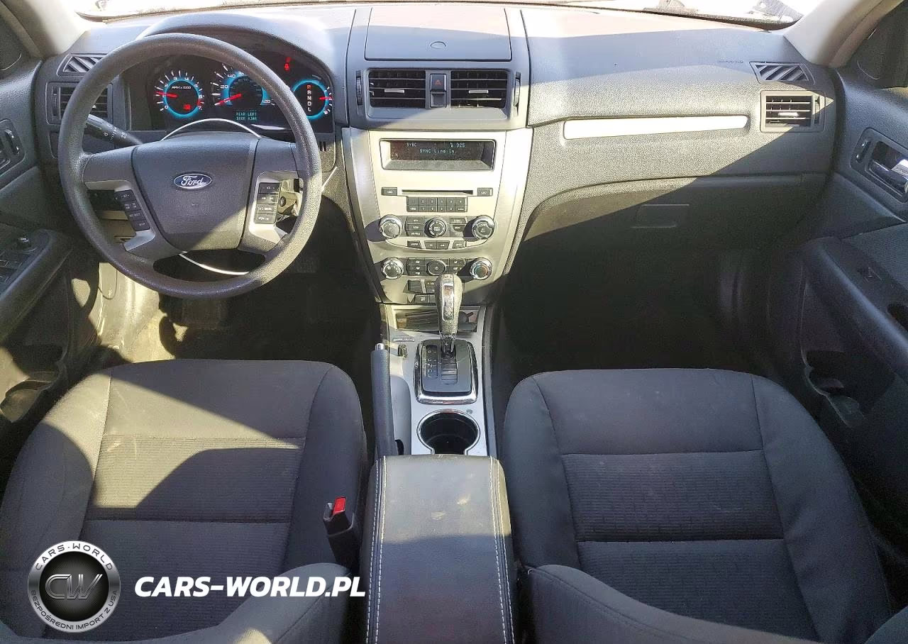 2012 Ford Fusion Se VIN:3FAHP0HA8CR332421 - 8
