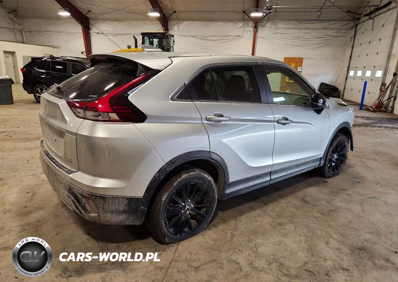2023 Mitsubishi Eclipse Cross Le VIN:JA4ATVAA9PZ028833 - 3