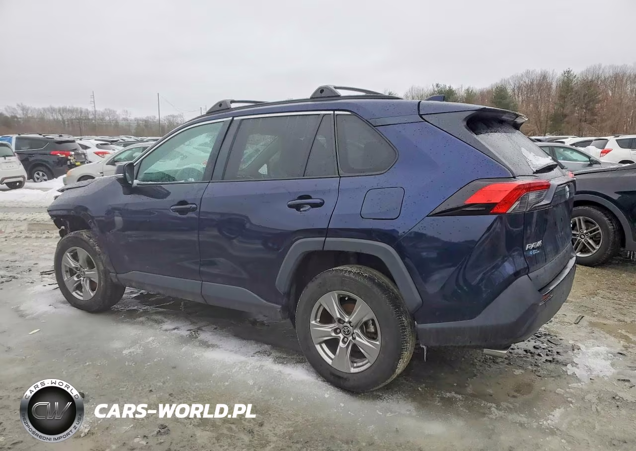 2023 Toyota Rav4 Xle VIN:2T3P1RFV5PW334078 - 2
