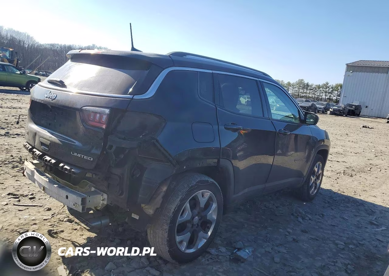 2018 Jeep Compass Limited VIN:3C4NJDCB0JT308104 - 3