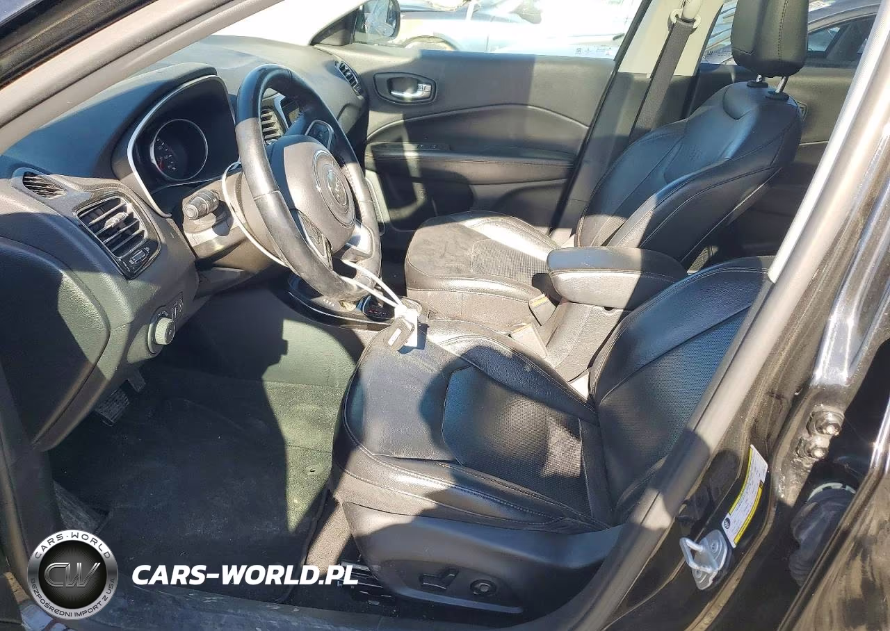 2018 Jeep Compass Limited VIN:3C4NJDCB0JT308104 - 7