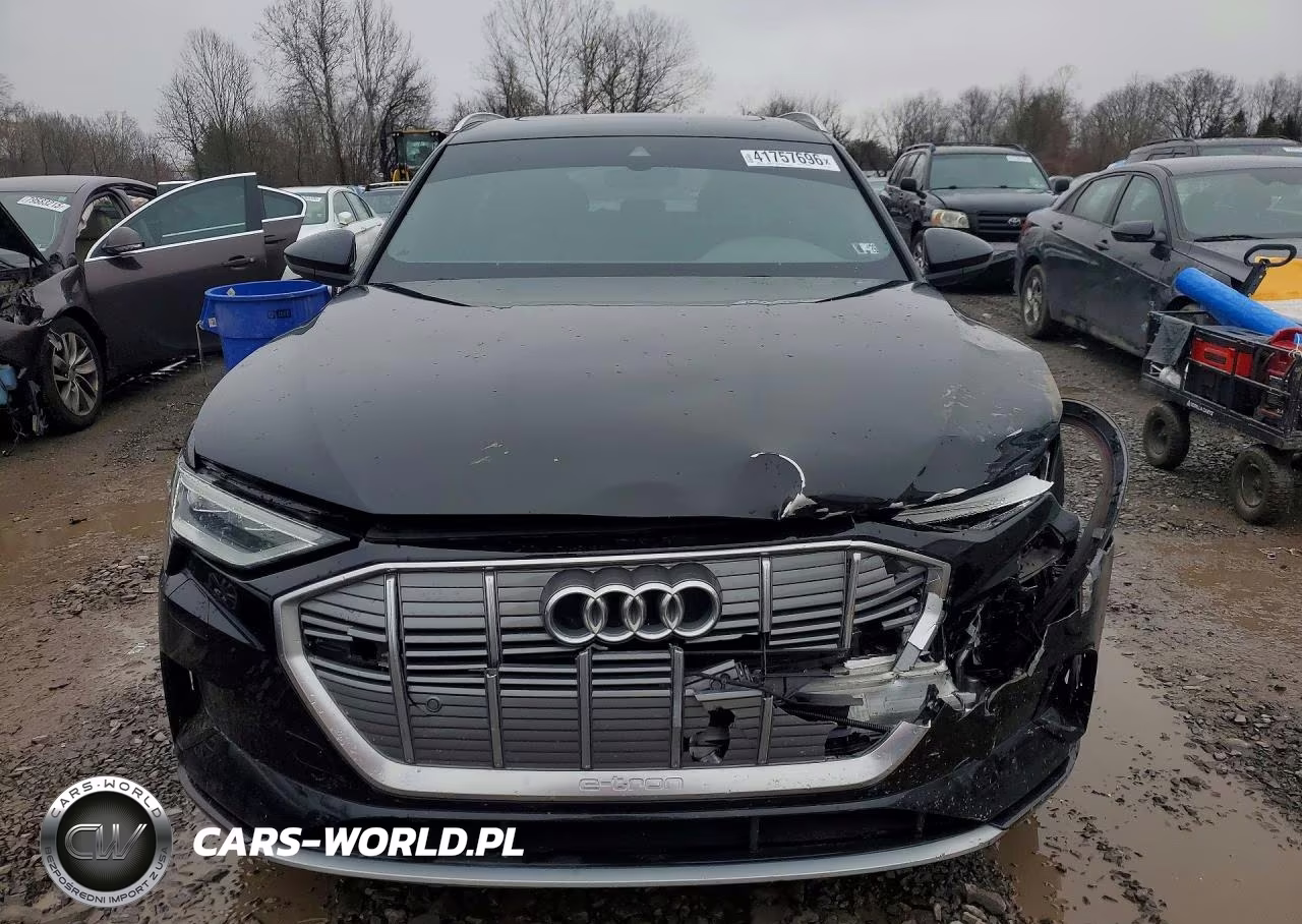 2022 Audi E-Tron Premium VIN:WA1AAAGE1NB005612 - 5