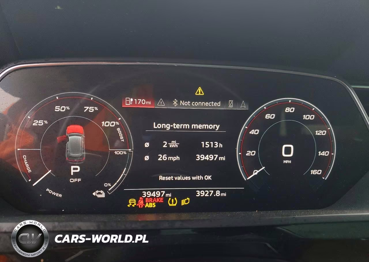 2022 Audi E-Tron Premium VIN:WA1AAAGE1NB005612 - 9